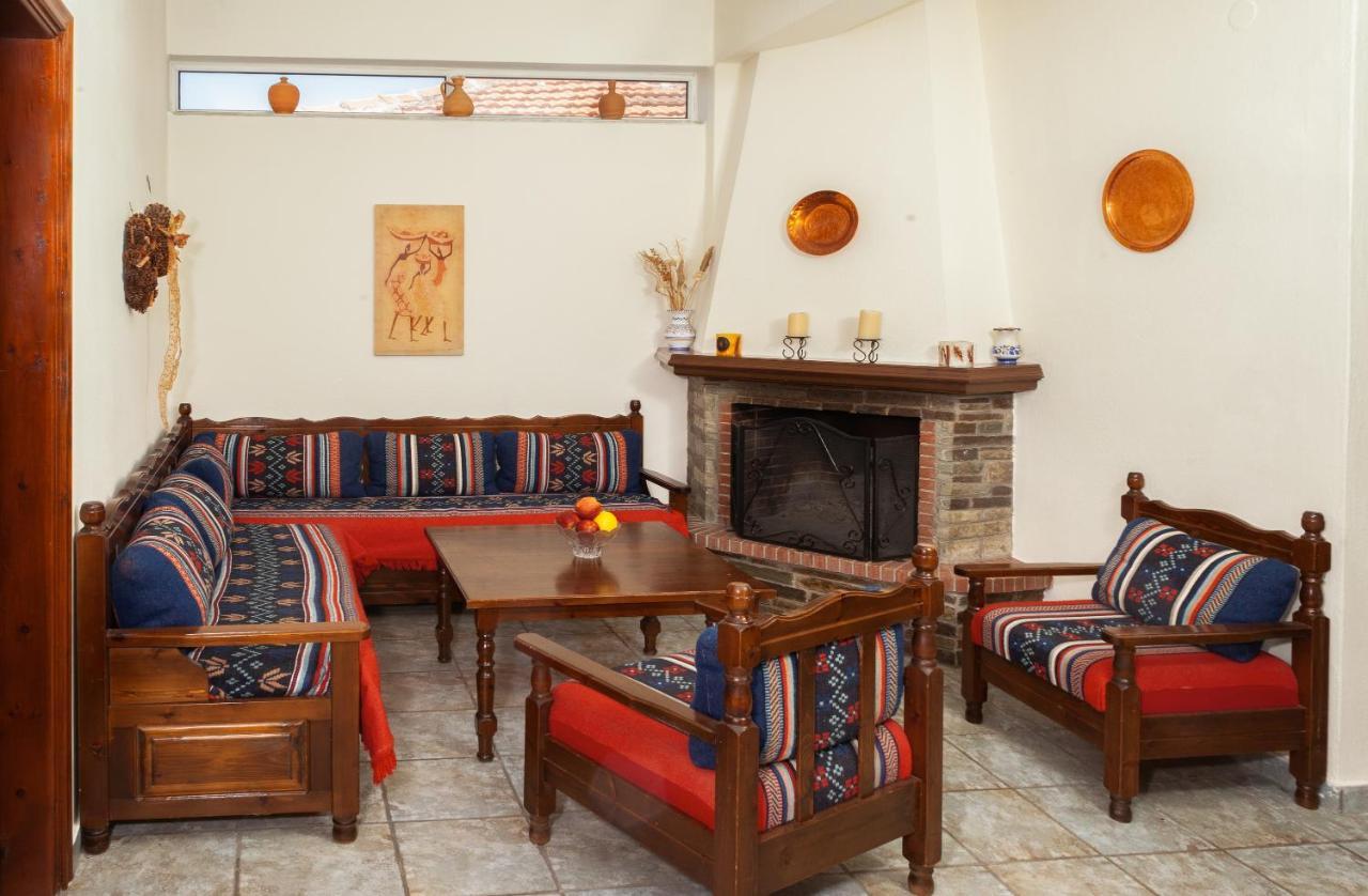 Elatos Country House Bed & Breakfast Portaria  Bagian luar foto