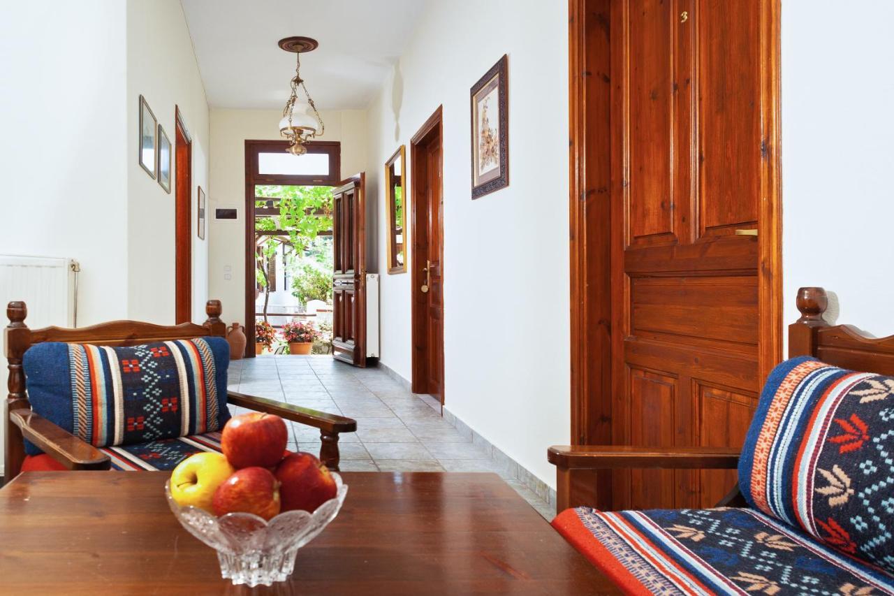 Elatos Country House Bed & Breakfast Portaria  Bagian luar foto