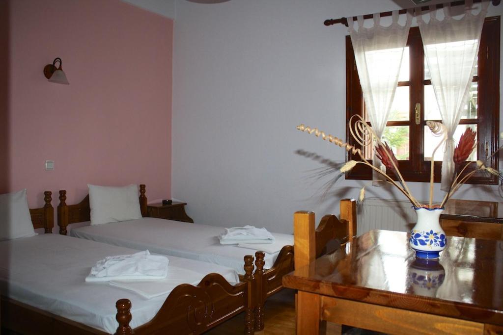 Elatos Country House Bed & Breakfast Portaria  Bagian luar foto